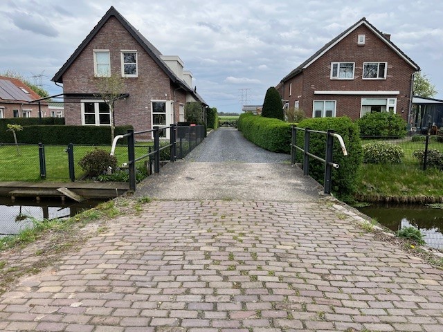Werkzaamheden aan de bruggen in Gravenmoer