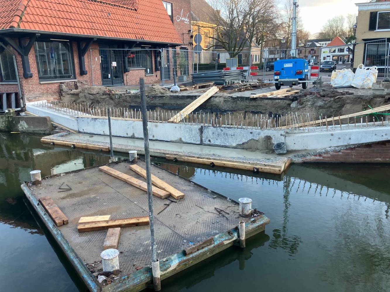 Trillingsmeting tijdens de brugvervanging in Klundert